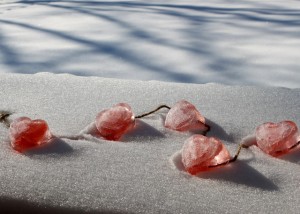 Frosty Valentine's Day Heart Garland