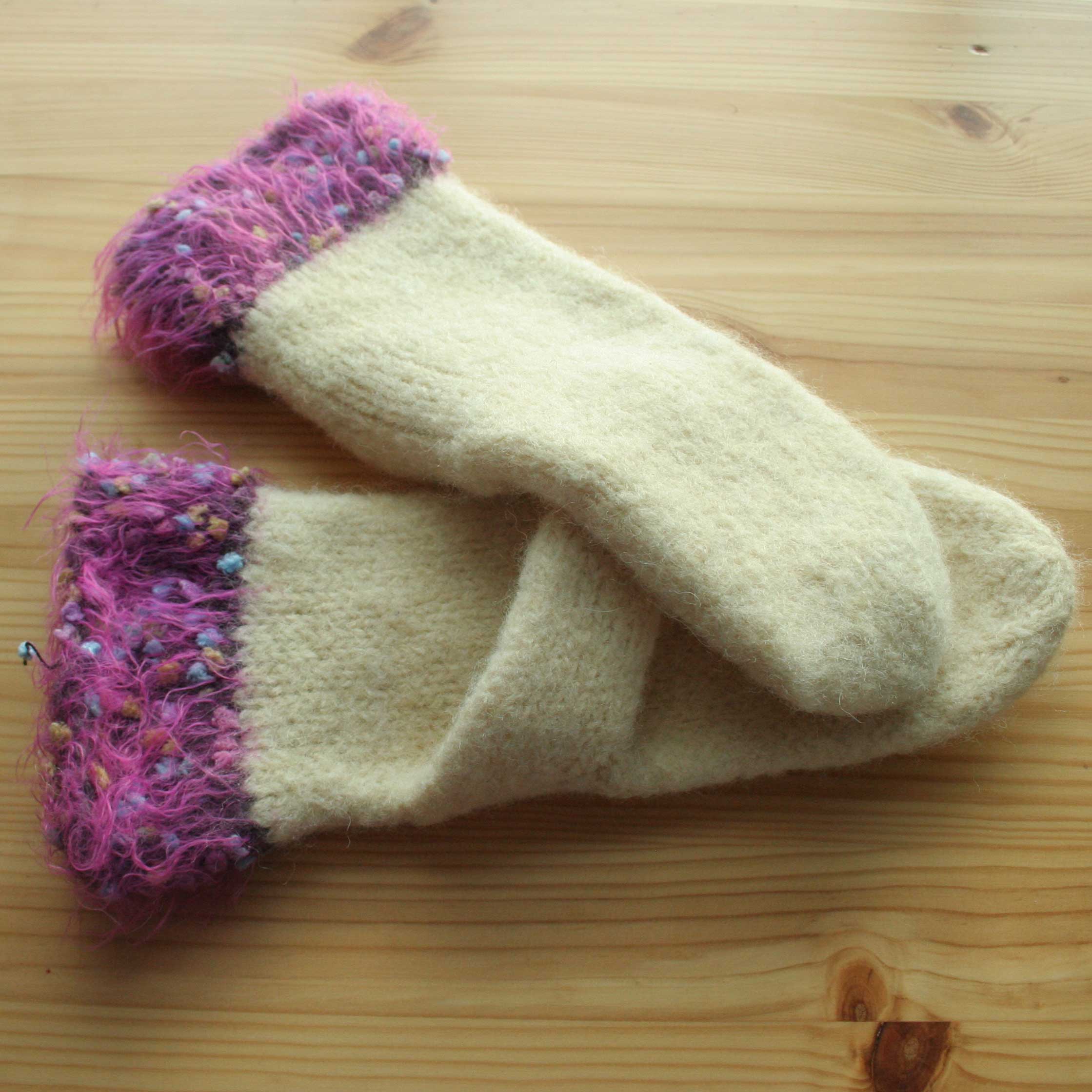 Felted Wool Mittens {Teacher Gifts}