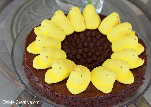 Sunflower Peep Brownies | OHMY-CREATIVE.COM