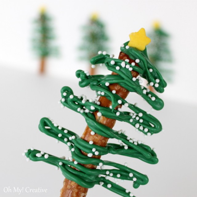 These fun Chocolate Pretzel Christmas Trees are fun to make for any holiday party | OHMY-CREATIVE.COM | Chocolate Tree | Chocolate Pretzels | Chocolate Covered Pretzels | Pretzel Trees | 