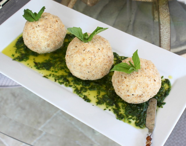 Parmesan Goat Cheese with Basil Oil  |  OHMY-CREATIVE.COM 