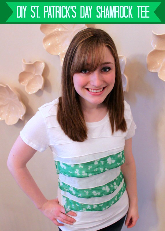 What an easy way to make a cheap DIY Woman's St. Patrick's Day T-Shirt using a ruffled t-shirt and a scarf! No sewing required! | OHMY-CREATIVE.COM