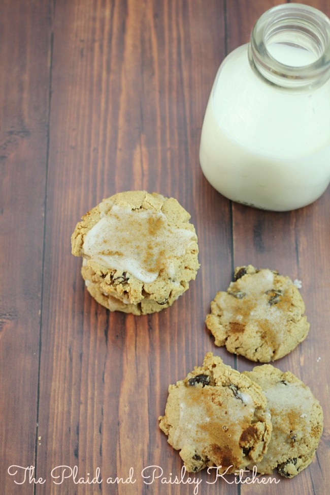 Cinnamon-Raisin-Peanut-Butter-Cookies-wwwpandpkitchen