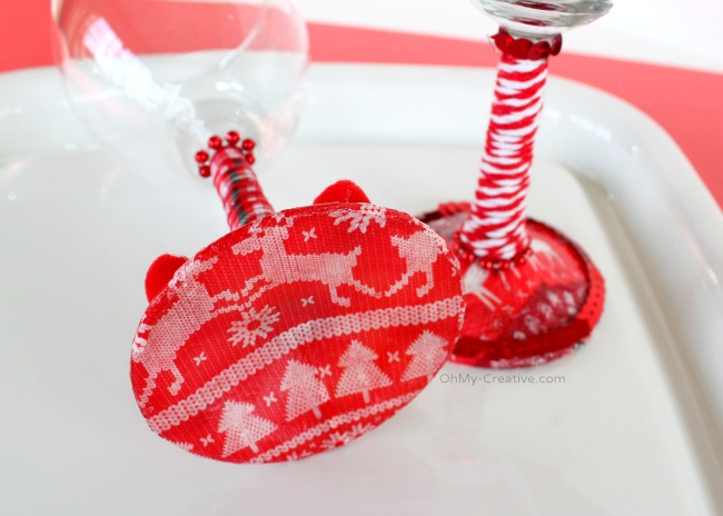 Ugly Christmas Sweater Party DIY Wine Glasses - OhMy-Creative.com 
