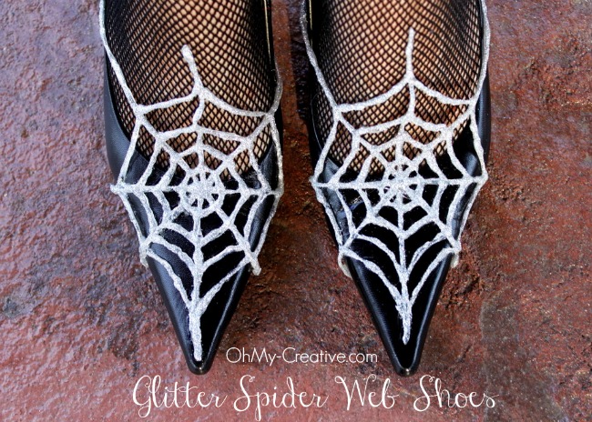 Glitter Spider Web Halloween Shoes  |  OhMy-Creative.com_