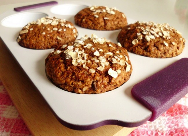 chocolate-chip-oat-bran-muffins