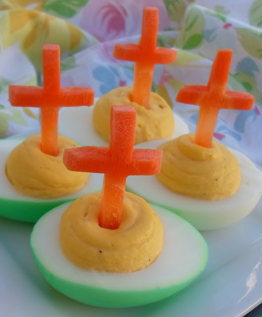 Carrot Easter Crosses Deviled Eggs