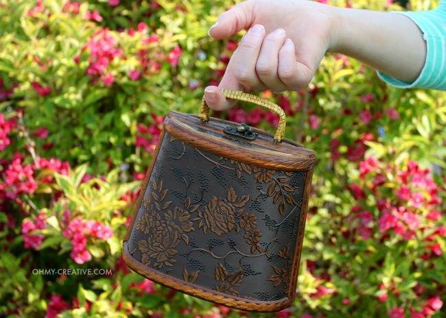 I love a DIY trash to treasure project like this Upcycled Goodwill Purse Makeover - a great Thrift Store Find! It was easy to create this fun fashion accessory with a few extra dollars! | OHMY-CREATIVE.COM