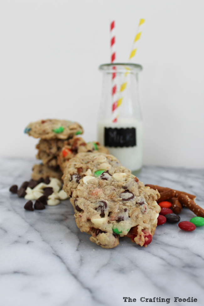 These chewy, soft Kitchen Sink Cookies | OHMY-CREATIVE.COM | Kitchen Sink Cookie Recipe | Everything but the Kitchen Sink Cookies | Everything Cookies