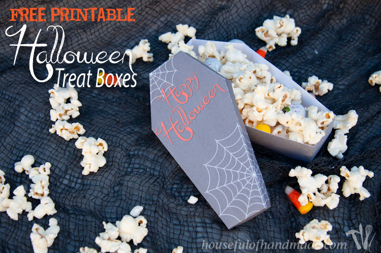 Get ready for Halloween treats with these Free Printable Halloween Coffin Treat Boxes. These treat boxes are perfect for making Halloween a little spookier! |OHMY-CREATIVE.COM