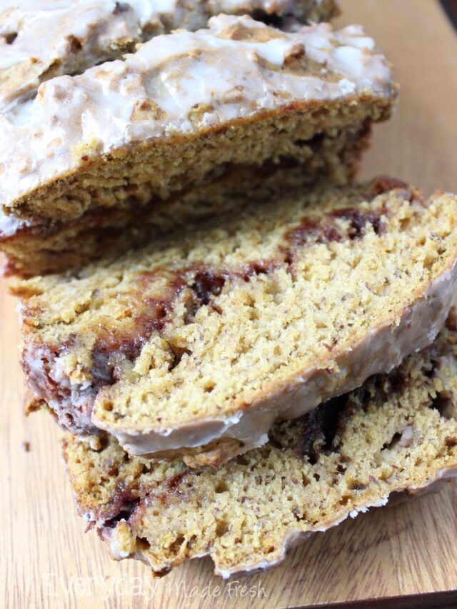Cinnamon Swirl Pumpkin Banana Bread