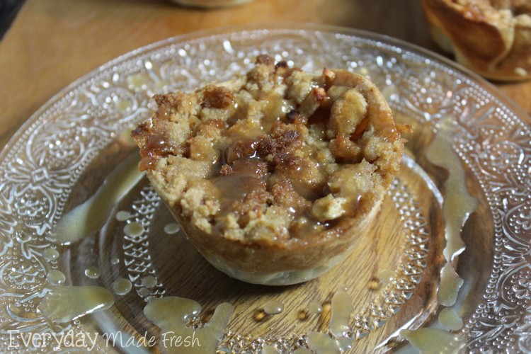 Mini Dutch Apple Pies with Caramel Sauce are perfectly sized pies with homemade caramel sauce that takes 5 minutes to make! A drizzle of homemade caramel sauce makes them extra delicious. These mini apple pies are perfect for fall or a holiday gathering. #dutchapplepie #applepierecipe #minipierecipes #caramelsauce #falldessert #thankgivingdessert #appledessert 