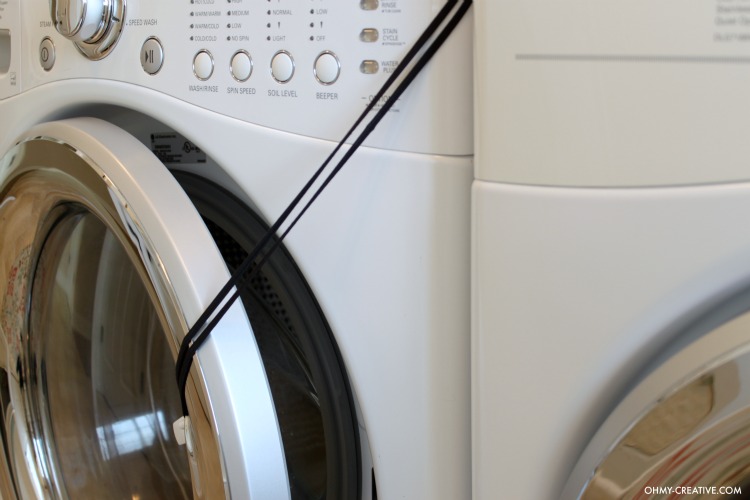 Great washers - awful smell! See my simple tip on How To Reduce Front Load Washer Smells | OHMY-CREATIVE.COM