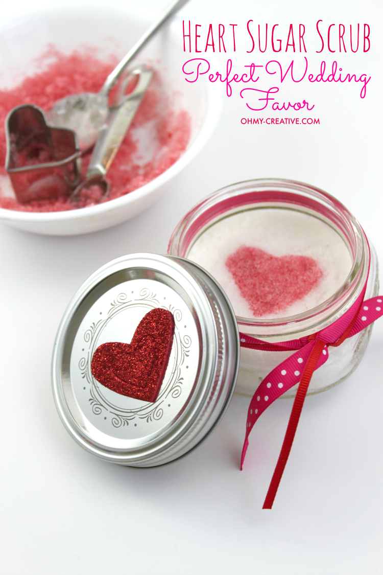 This Heart Sugar Scrub Recipe is Perfect for Valentine's Day, Weddings and Showers! Gift it to your sweetheart or friends! | OHMY-CREATIVE.COM