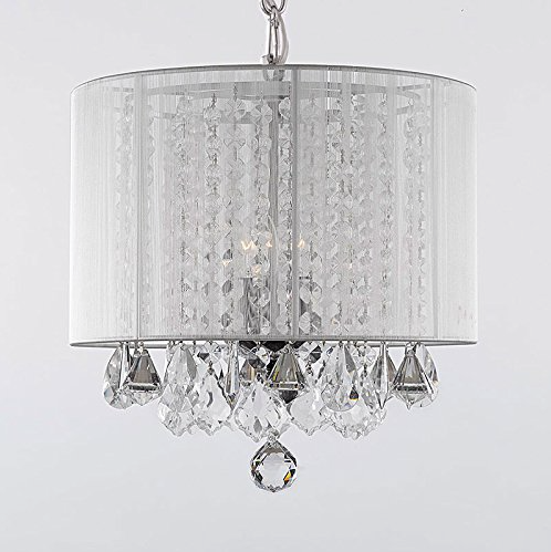10 Stunning Crystal Chandelier Lights to update your home! A new light fixture can breath new life into a outdated room. Consider adding a little modern glam to reinvent your old space from the powder room, bathroom or the kitchen. Chandeliers are no longer for the dinning room only! Gorgeous! | OHMY-CREATIVE.COM