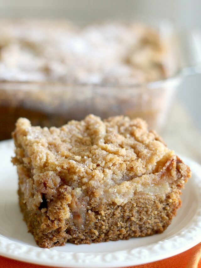 Gingerbread Apple Pie Cake