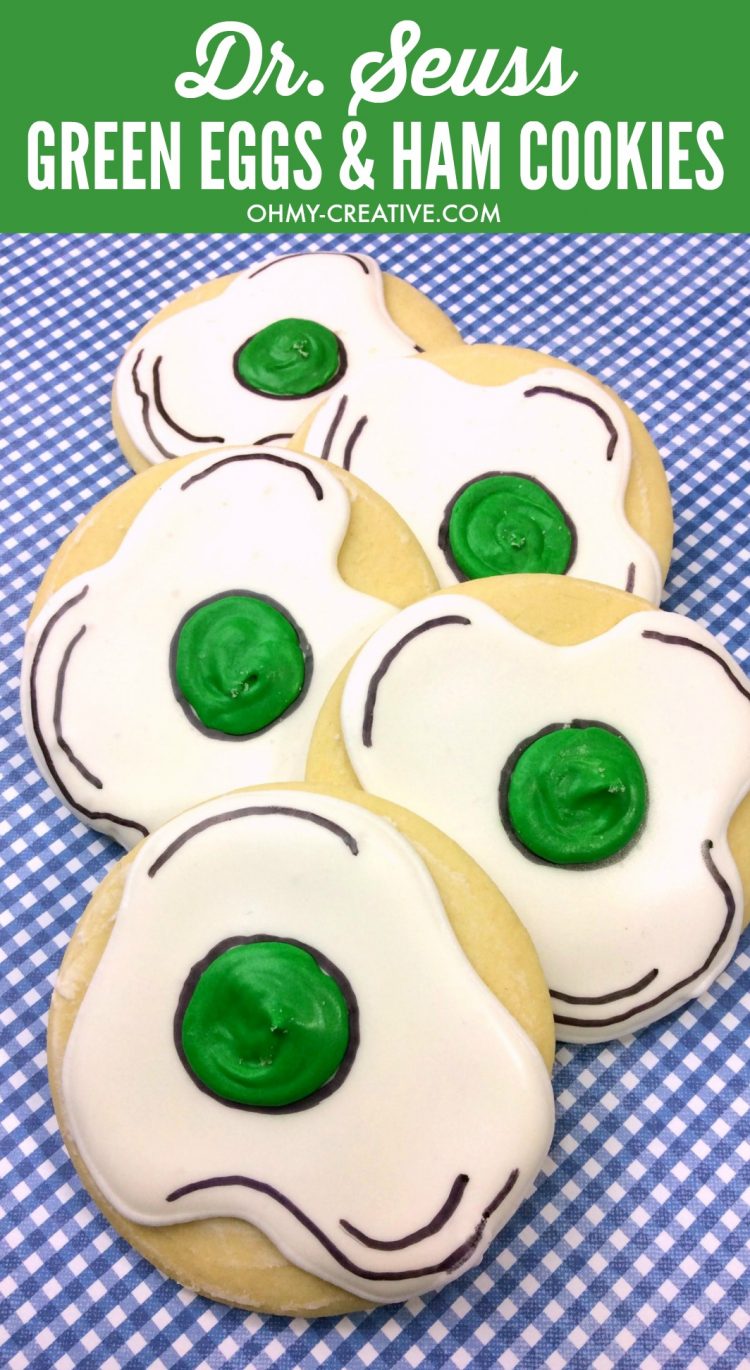Dr. Seuss Green Eggs and Ham Cookies | Dr. Seuss Day | OHMY-CREATIVE.COM || Cookies | kids recipe | green eggs and ham food | preschool activity | kindergarten activity | Dessert
