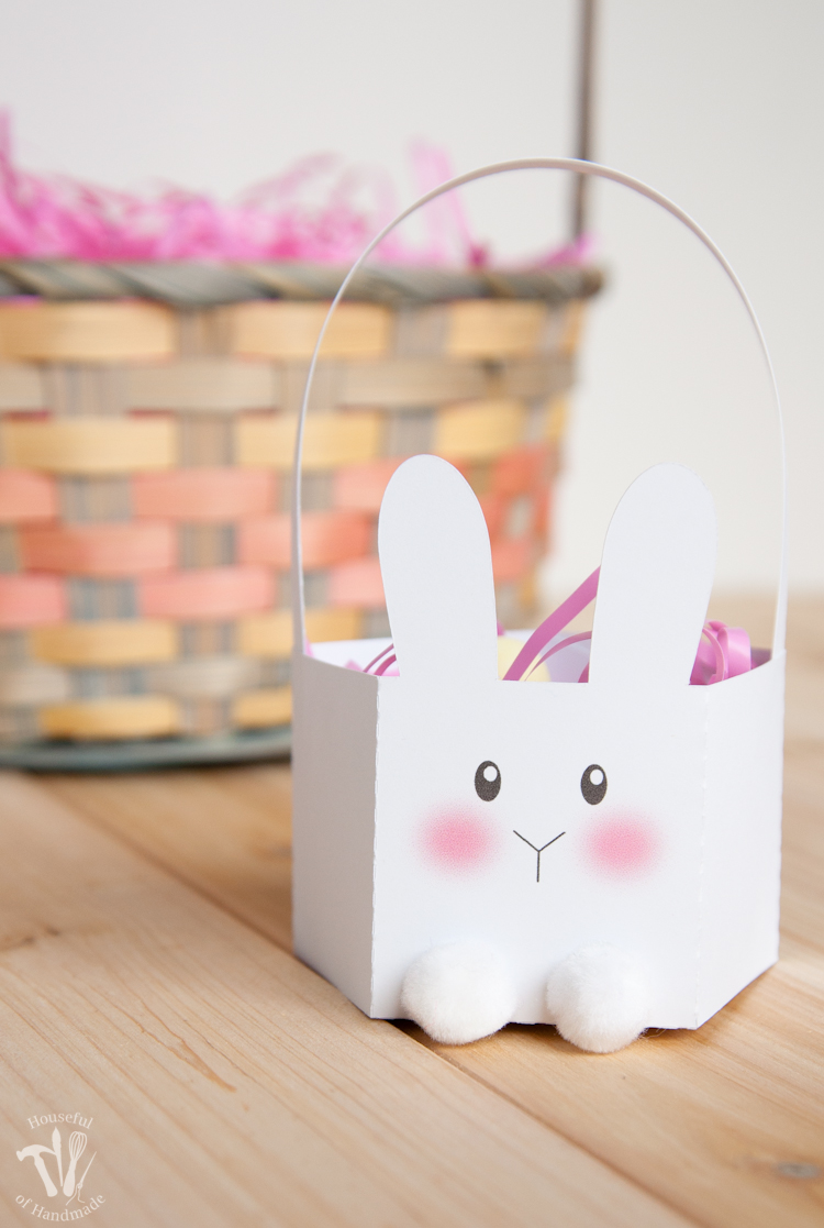 Create these cute little Easter Bunny Baskets for easy easter treats or gifts. Housefulofhandmade.com