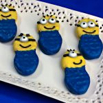 How to make Minions Cookies | OHMY-CREATIVE.COM | Minion Dessert | Minion Party | How to make Minion goggles | Minion Craft | Nutter Butter Cookies | Despicable Me