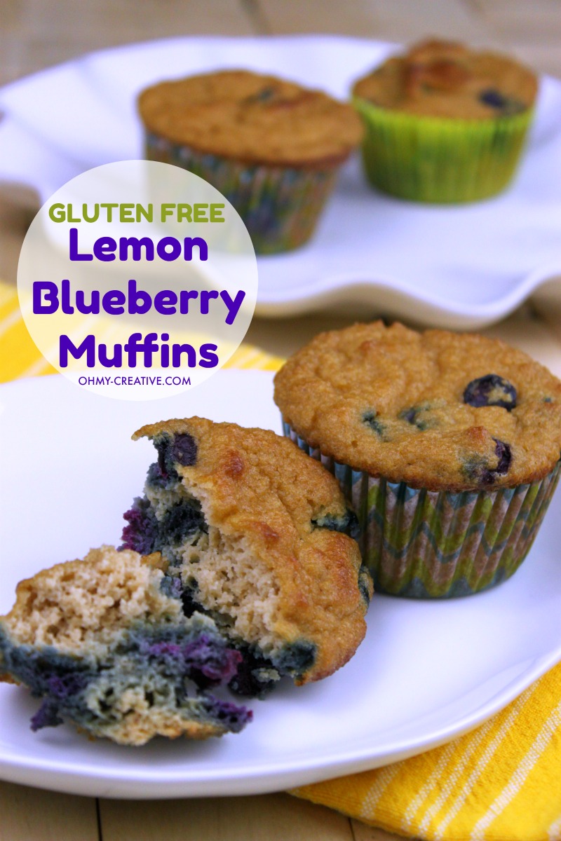 These Gluten Free Almond Flour Blueberry Muffins also have a delicious lemon flavor. A great low carb muffin too! OHMY-CREATIVE.COM | Lemon Blueberry Muffin | Muffin Recipe | #glutenfree #muffinrecipe #blueberrymuffin #almondflourrecipe #lowcarb 