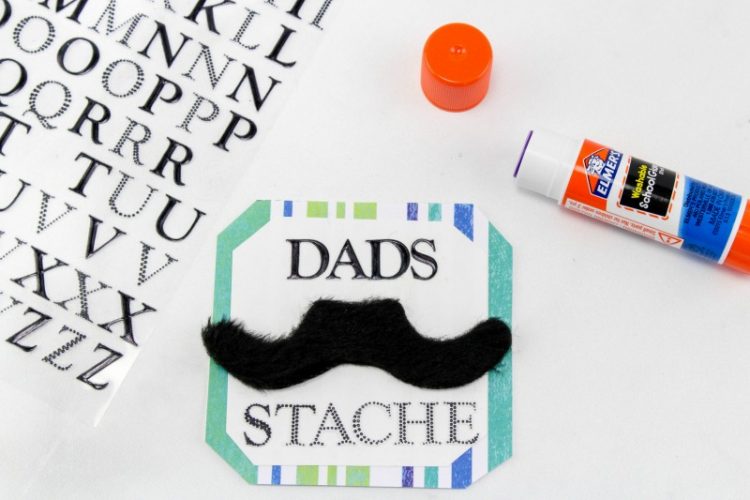 Dad's Stache Jar Gift With Free Printable - Oh My Creative