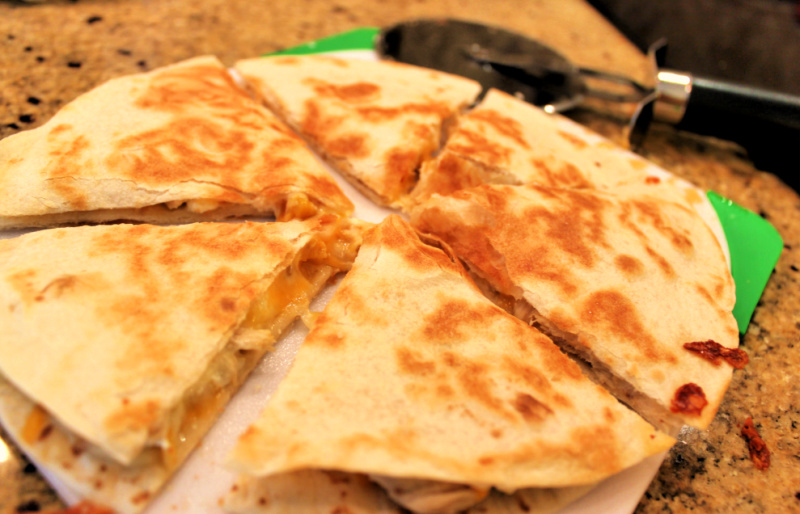 This Chicken Goat Cheese Quesadilla Recipe with Corn Salsa is unbelievably yummy! A family favorite and easy dinner or appetizer recipe! #quesadillarecipe #easydinnerrecipe #goatcheeseresicpe #quesadillaappetizer #cornsalsa 