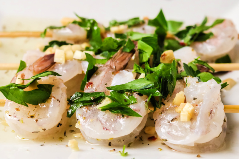 Grilled lemon garlic shrimp with homemade marinade 