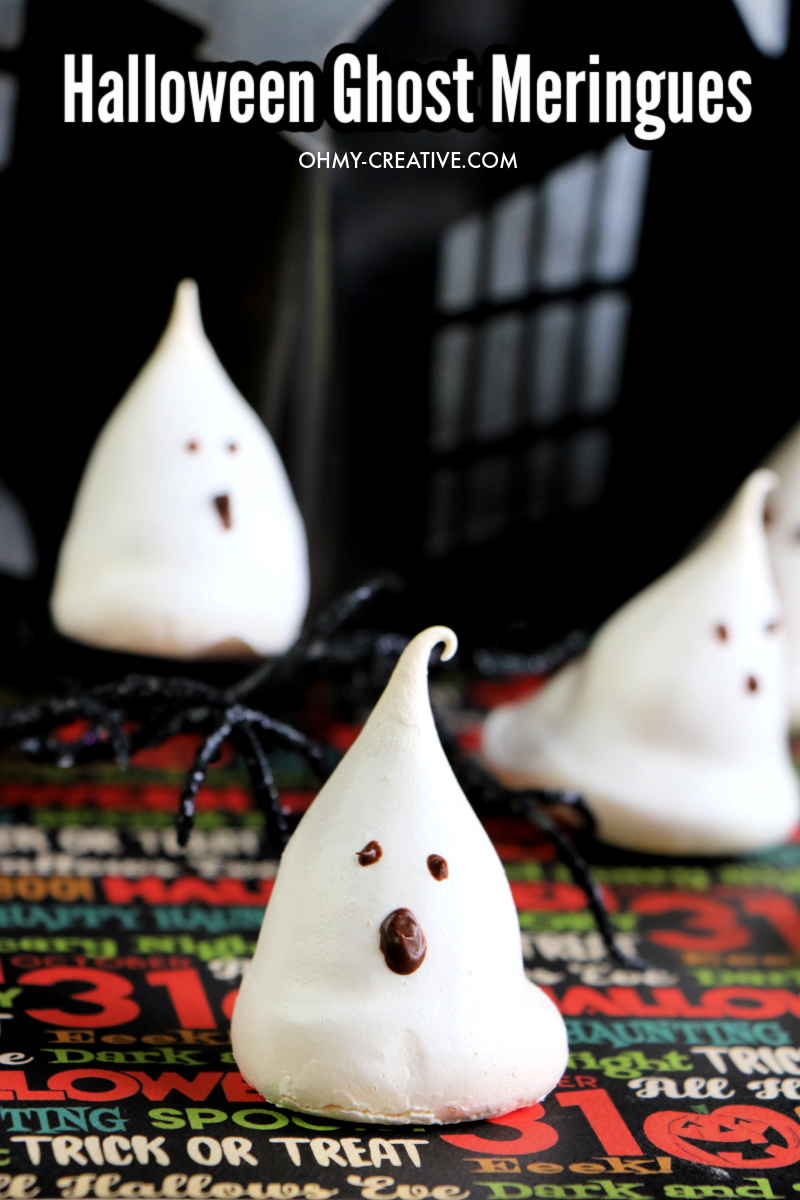These ghost meringues are finish with the perfect scary background for Halloween!