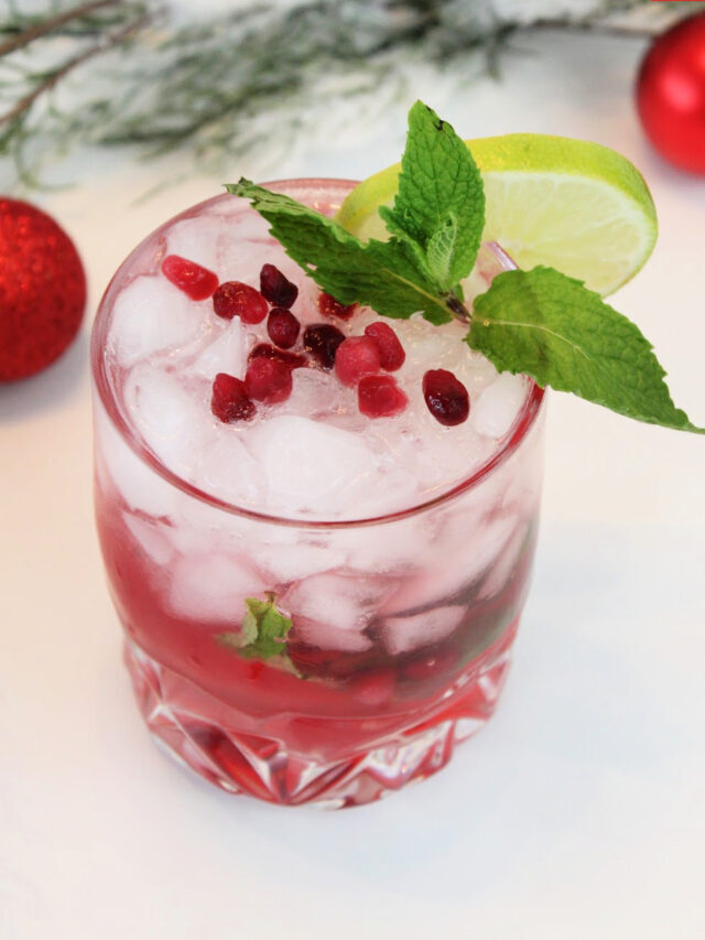 Christmas Cranberry Pomegranate Mojito