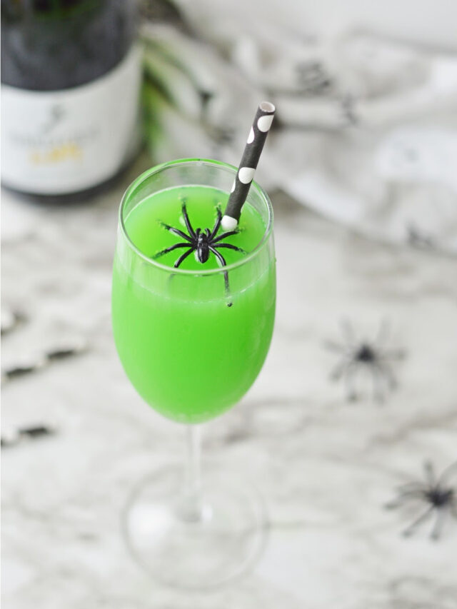 Green Halloween Mimosas