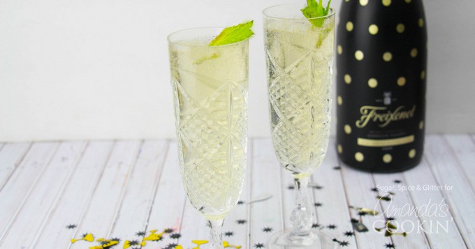Image for Fizzy Julep: a champagne twist on the Mint Julep cocktail