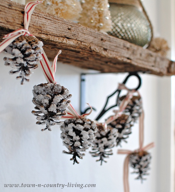 Image for Pine Cone Garland