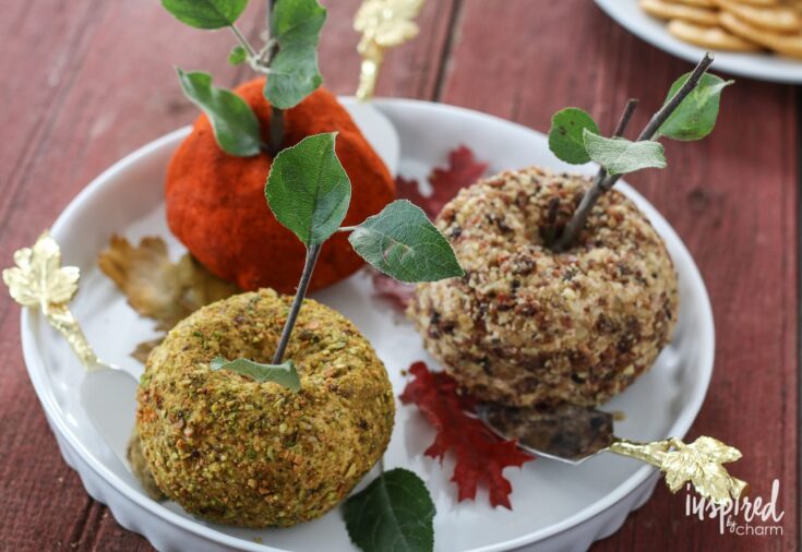 Image for Apple Shaped Cheddar Bacon Cheeseball 