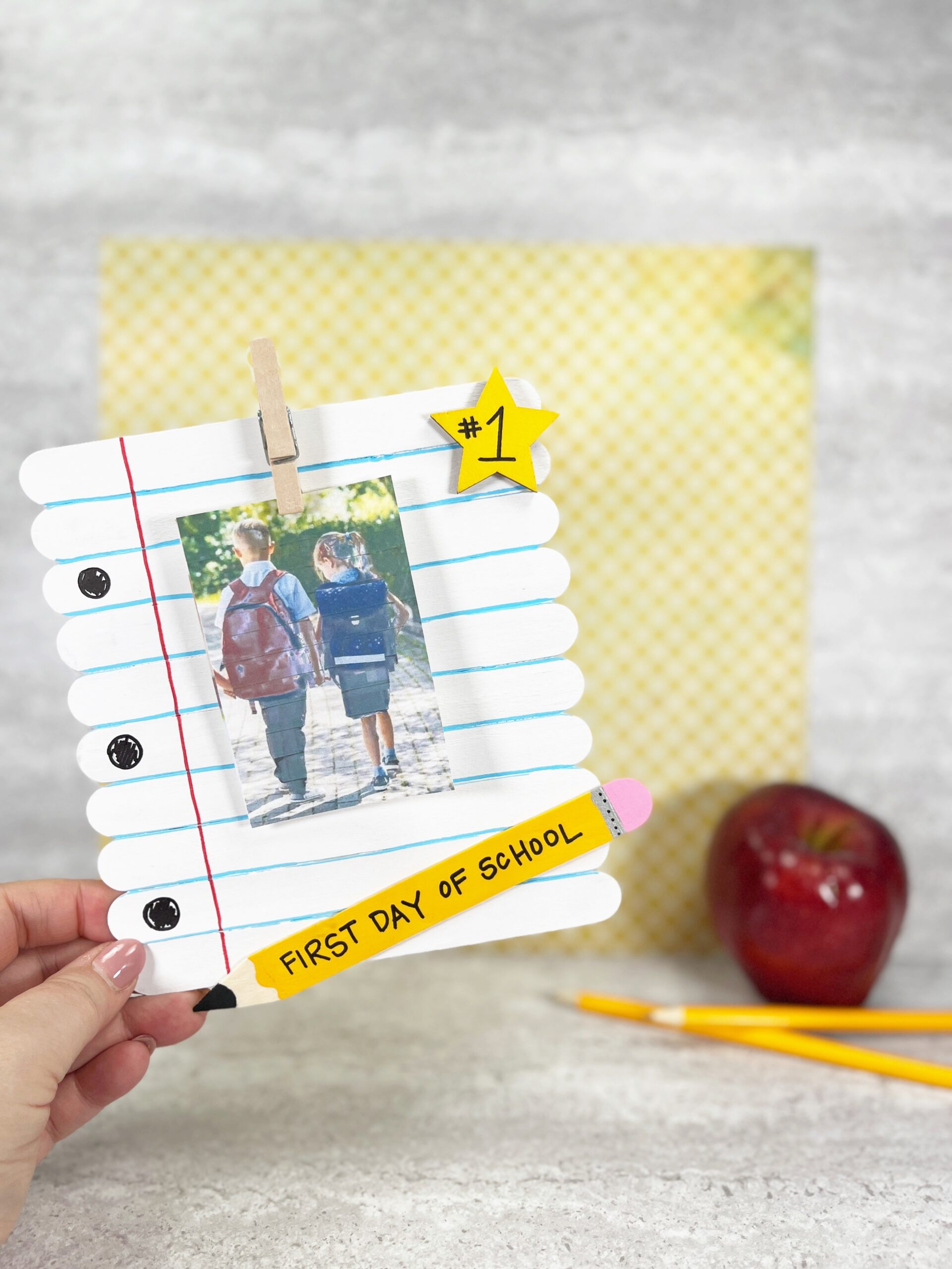 An image of DIY Back to School Frame.