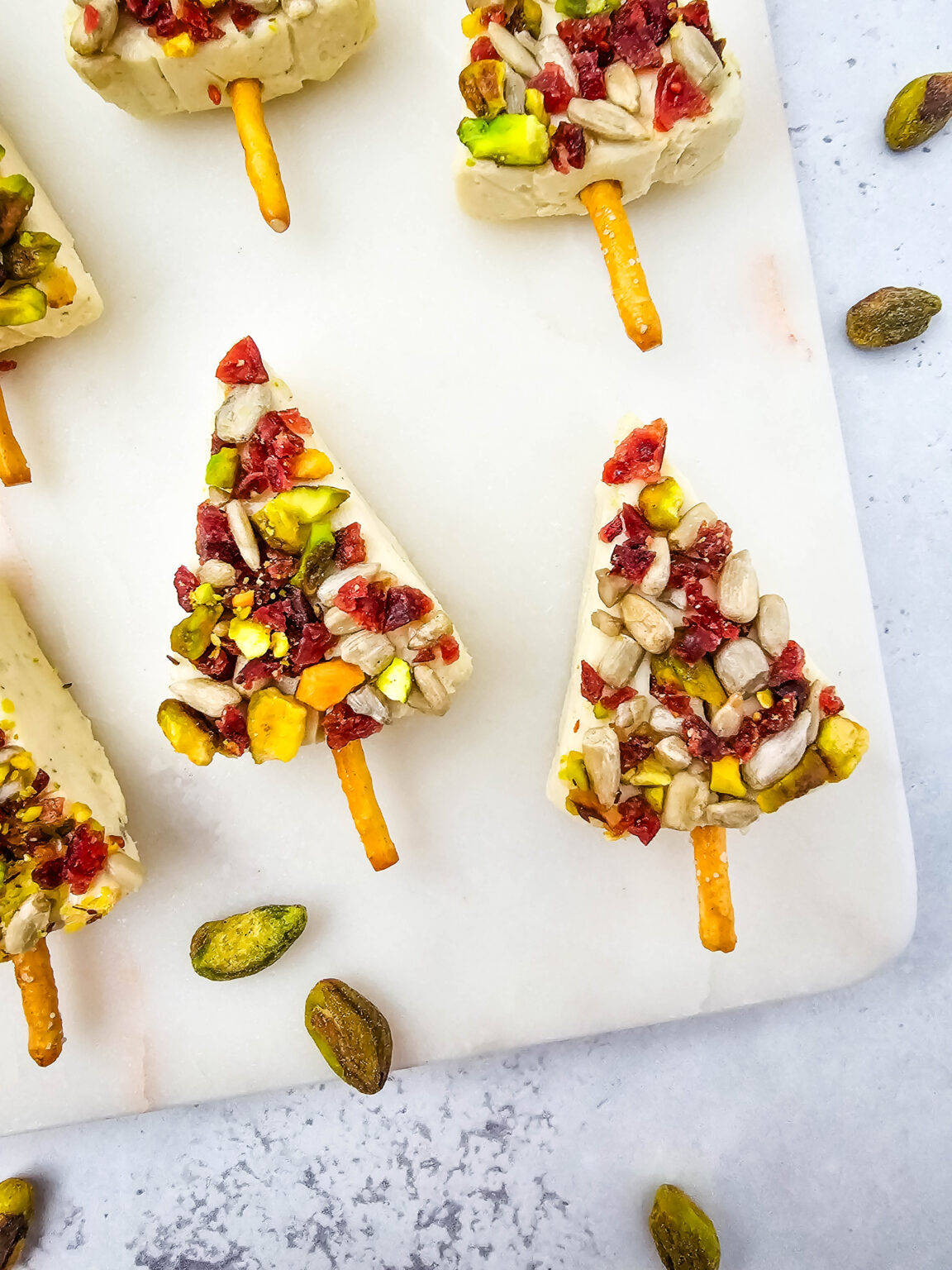 How to Make Christmas Cheese Trees - Oh My Creative