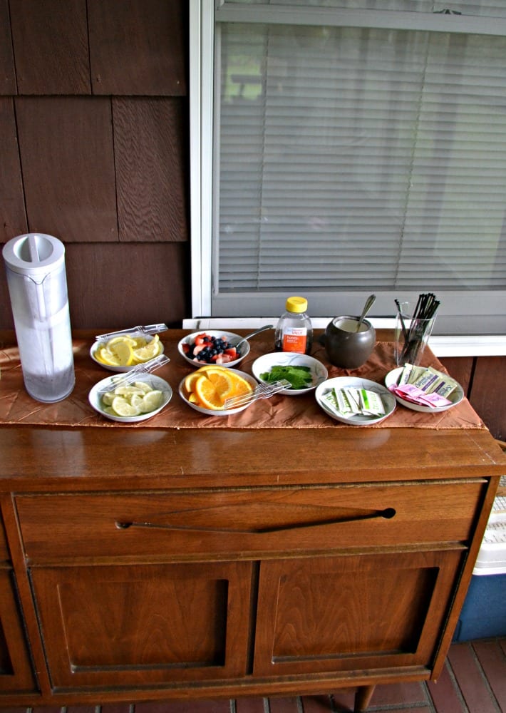 Image for How to Make an Iced Tea and Lemonade Bar